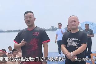 皮亚尼奇晒儿子与哈兰德合照：他从最佳那里得到了很好的建议